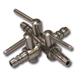 LLAVE METALICA 3 SALIDAS